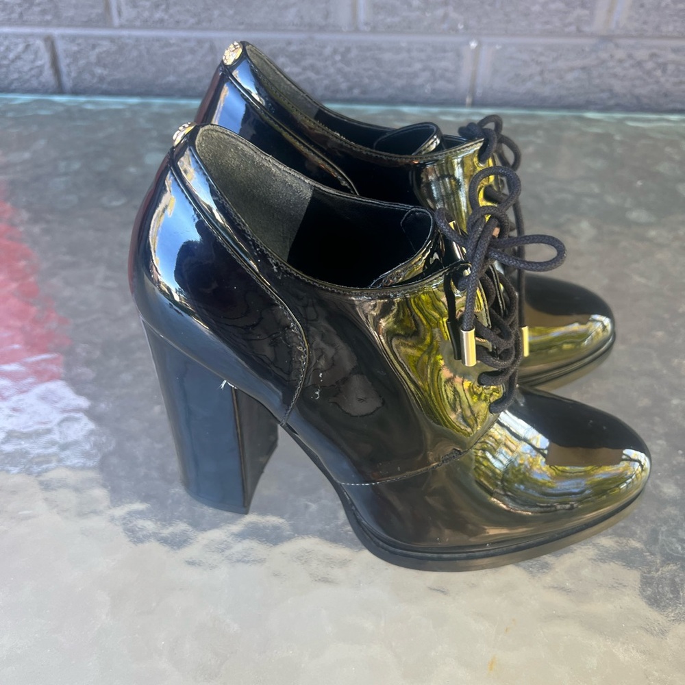 Guess Black Patent Leather Ankle Boots - Picture 4 of 8
